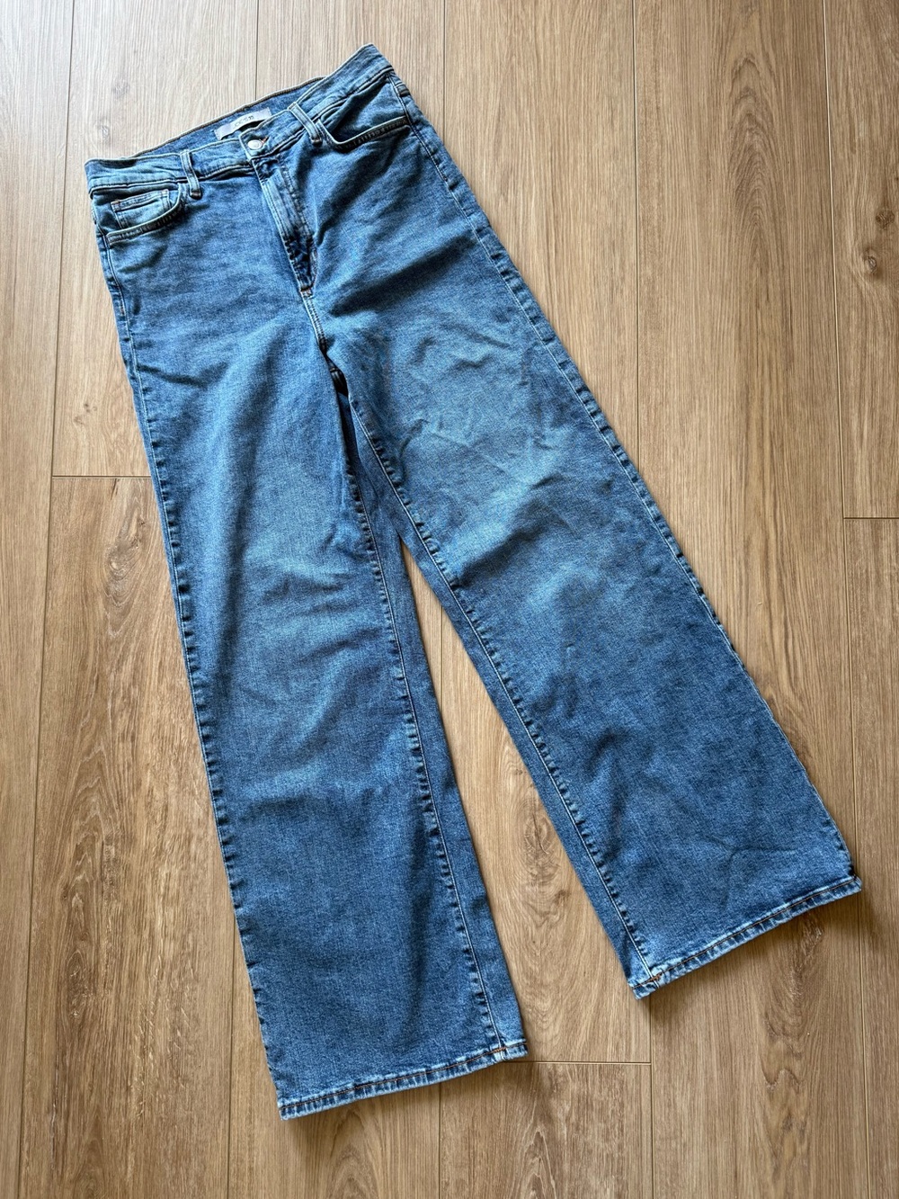 JOES JEANS wide leg medium wash jeans
